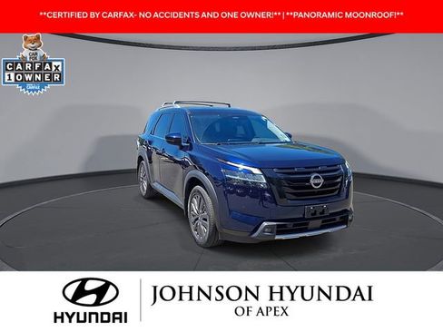 Used 2023 Nissan Pathfinder SL w/ SL Premium Package AWD/4WD image 2