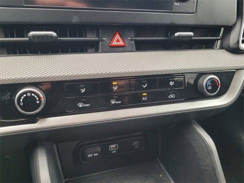 Used 2023 Kia Sportage LX image 24