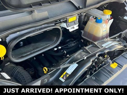 Used 2023 RAM ProMaster 2500 w/ Driver Convenience Group FWD image 25