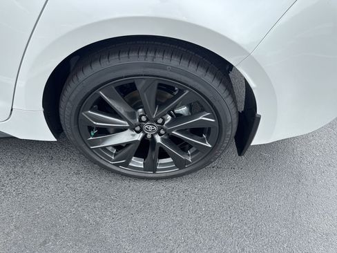 New 2025 Toyota Corolla SE FWD image 12