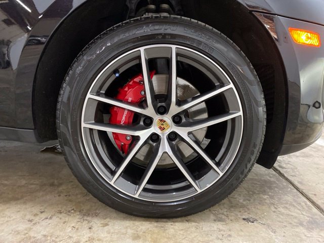 Used 2024 Porsche Macan S AWD/4WD image 32