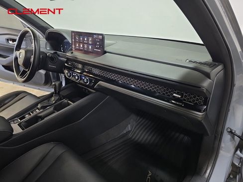 Used 2023 Honda Accord Sport image 31