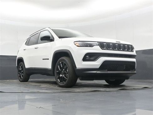 New 2026 Jeep Compass Latitude image 45