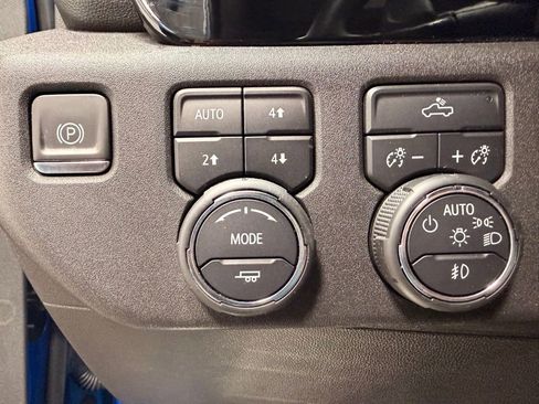 Used 2024 Chevrolet Silverado 1500 RST w/ Z71 Off-Road Package image 28