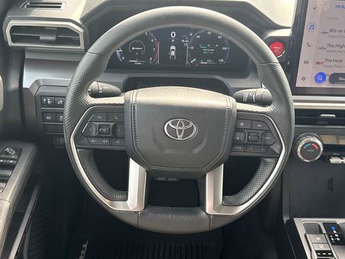 Used 2024 Toyota Tacoma TRD Sport image 23