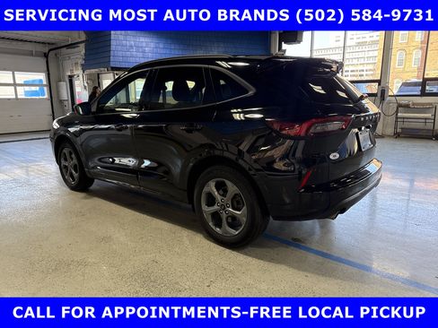 Certified 2023 Ford Escape ST-Line w/ Tech Pack #1 image 4