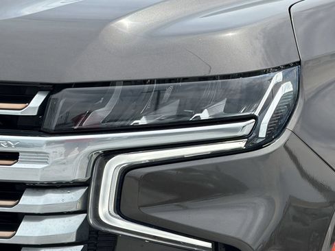 Used 2021 Chevrolet Tahoe High Country w/ Premium Package RWD image 11