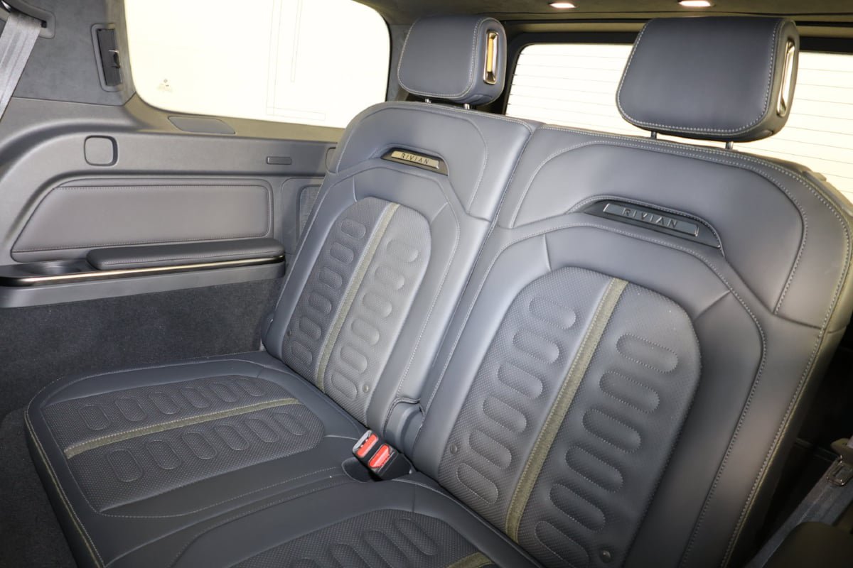 Used 2022 Rivian R1S Launch Edition Quad AWD/4WD image 11