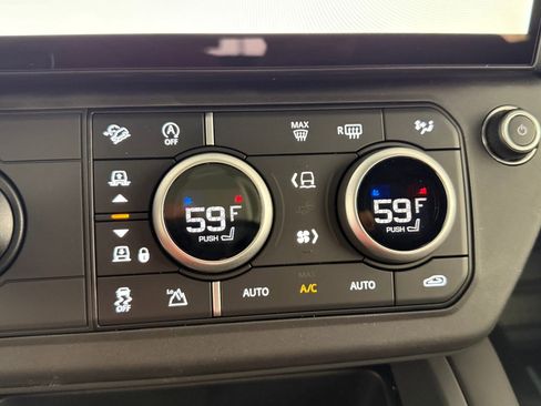 New 2026 Land Rover Defender 110 S AWD/4WD image 19
