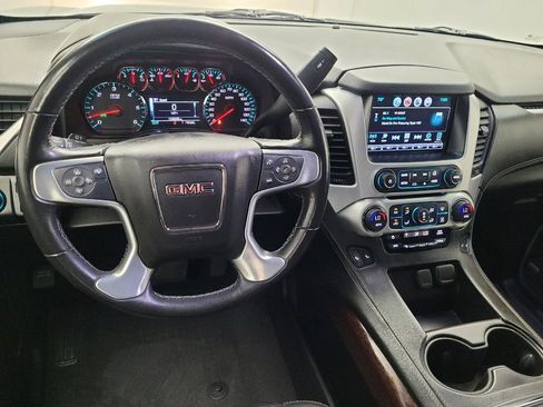 Used 2019 GMC Yukon SLT w/ HD Trailering Package image 22