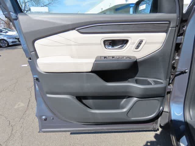 New 2026 Honda Pilot Touring image 19