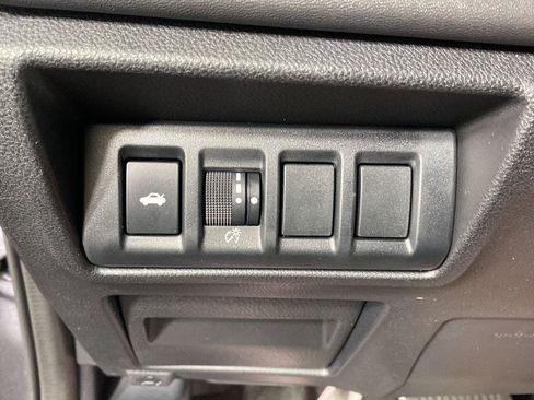 Used 2022 Subaru Legacy Limited AWD/4WD image 20