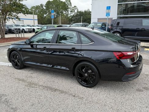 New 2026 Volkswagen Jetta SE image 6