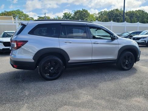 Used 2022 Honda Pilot TrailSport image 5