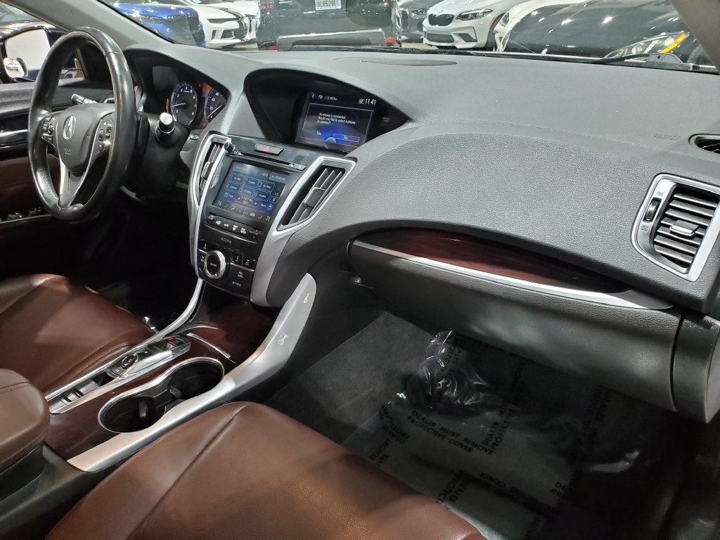 Used 2017 Acura TLX V6 FWD image 14