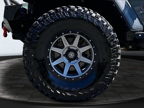 Certified 2022 Jeep Wrangler Rubicon w/ LED Lighting Group AWD/4WD image 9