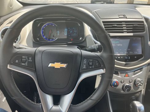 Used 2015 Chevrolet Trax LTZ AWD/4WD image 12
