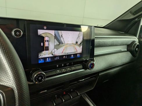 Certified 2024 Chevrolet Colorado Trail Boss w/ Technology Package image 23