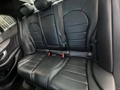 Used 2015 Mercedes-Benz C 300 4MATIC Sedan image 21