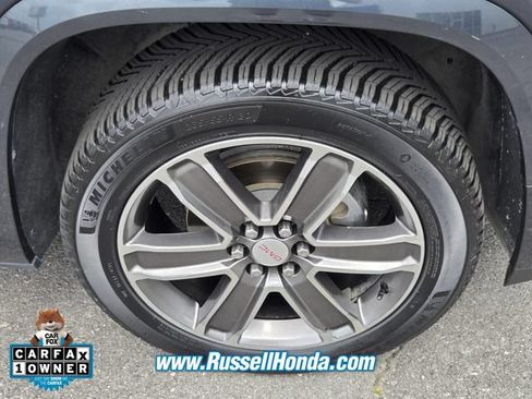 Used 2019 GMC Acadia Denali w/ Technology Package FWD image 14