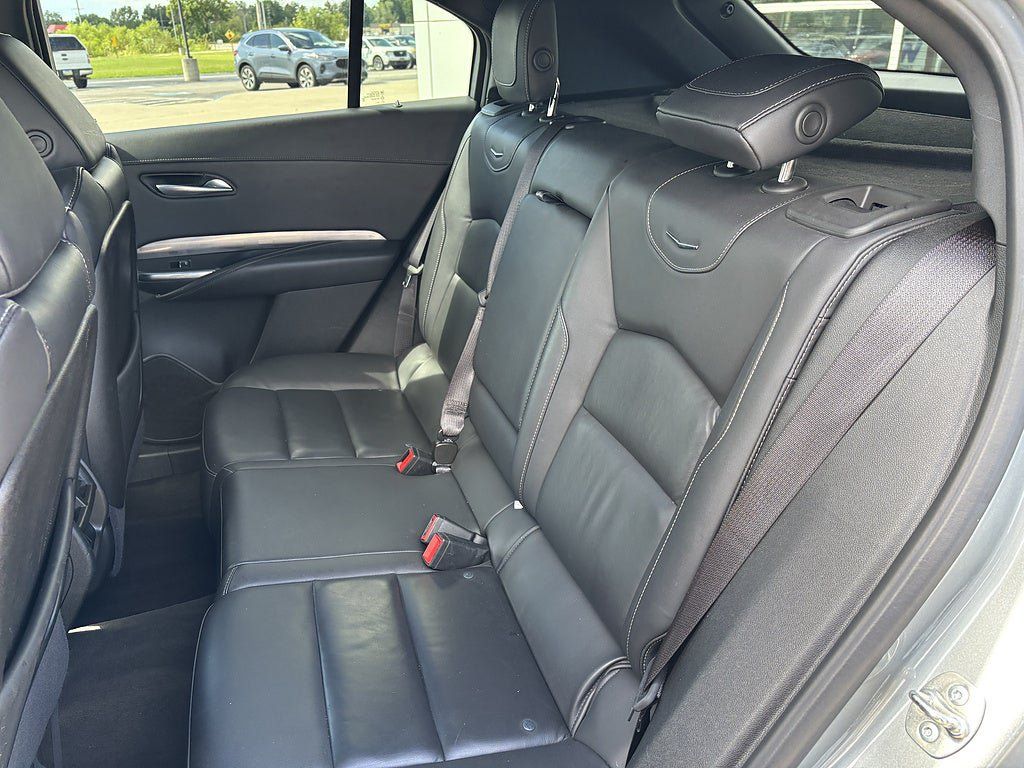 Used 2024 Cadillac XT4 Premium Luxury FWD image 14