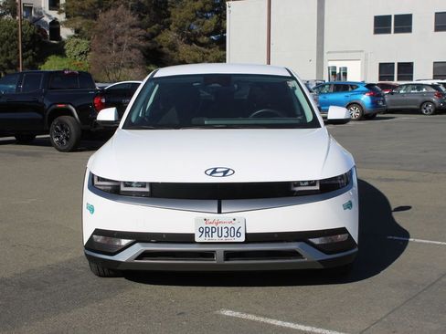 Used 2024 Hyundai Ioniq 5 SEL image 4