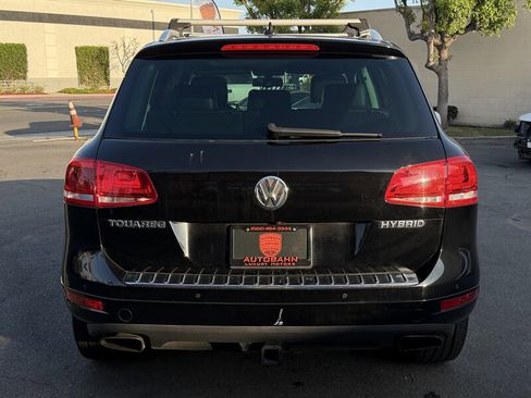 Used 2012 Volkswagen Touareg Hybrid image 19