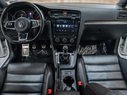 Used 2020 Volkswagen GTI SE image 27