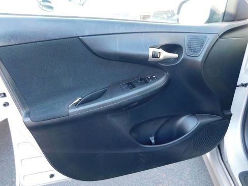 Used 2009 Toyota Corolla image 11