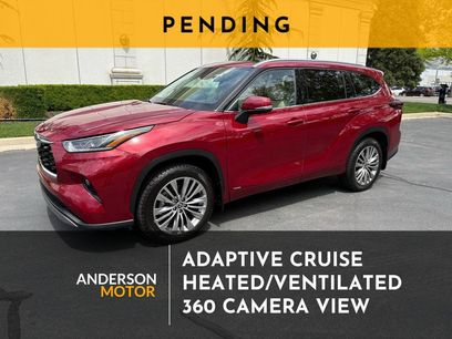 Used 2024 Toyota Highlander Platinum