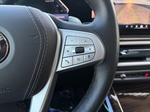 Used 2026 BMW X7 xDrive40i AWD/4WD image 23