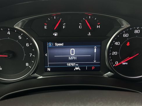 Certified 2024 GMC Terrain SLE w/ Driver Convenience Package image 12