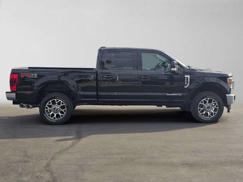 Used 2022 Ford F250 Lariat w/ FX4 Off-Road Package AWD/4WD image 2