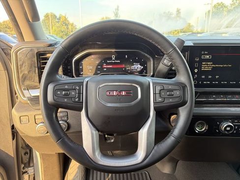 Used 2024 GMC Sierra 1500 SLE AWD/4WD image 22