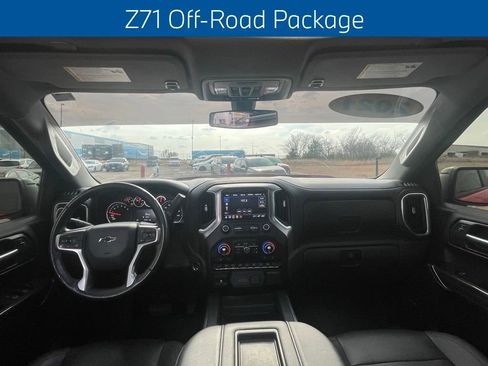 Used 2021 Chevrolet Silverado 1500 LT Trail Boss w/ Convenience Package II image 15