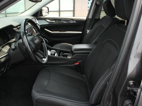 Used 2022 Jeep Grand Cherokee Laredo w/ Luxury Tech Group I AWD/4WD image 13