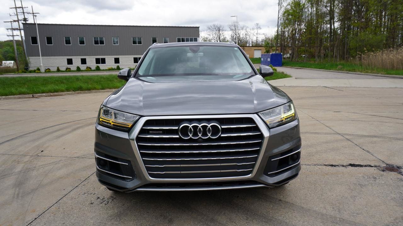 Used 2017 Audi Q7 3.0T Prestige AWD/4WD image 8