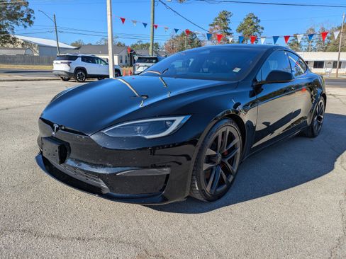Used 2023 Tesla Model S Plaid image 8