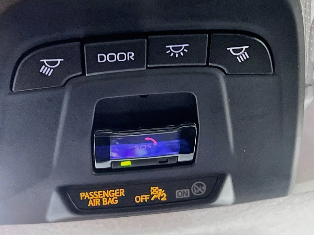 Used 2025 Toyota Corolla LE FWD image 19