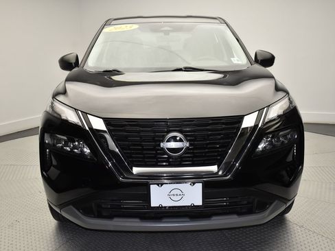 Used 2023 Nissan Rogue S AWD/4WD image 2