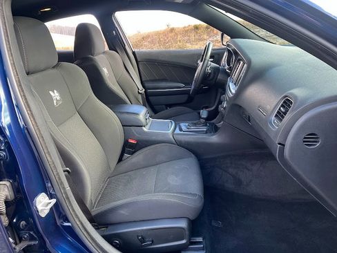 Used 2016 Dodge Charger R/T Scat Pack w/ Beats Audio Group image 36