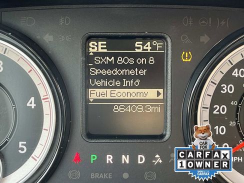 Used 2018 RAM 2500 Tradesman w/ Chrome Appearance Group image 32