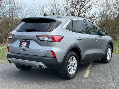 Certified 2022 Ford Escape SE w/ Cold Weather Package image 22