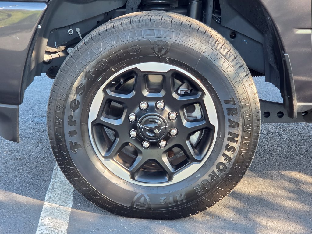 Used 2025 RAM 2500 Laramie AWD/4WD image 9