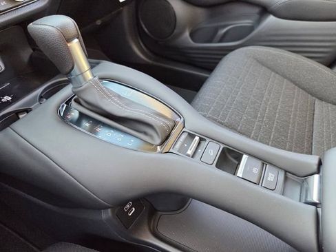 New 2026 Honda HR-V LX image 17