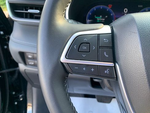 Used 2026 Toyota Highlander XSE AWD/4WD image 25