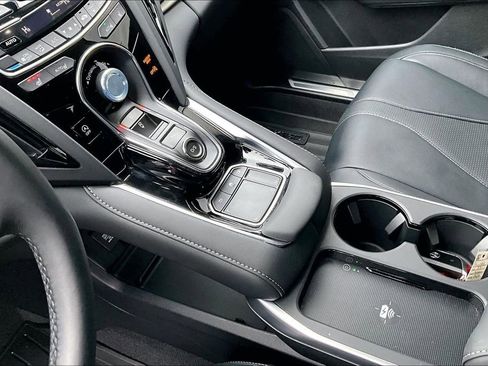 Used 2025 Acura RDX w/ Technology Package image 18