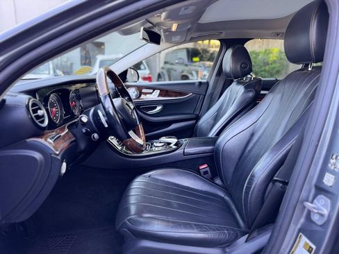 Used 2018 Mercedes-Benz E 400 4MATIC Wagon image 18