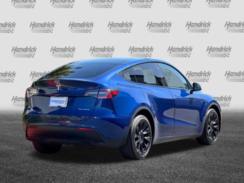 Used 2021 Tesla Model Y Long Range image 5