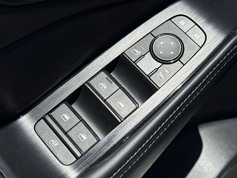 Certified 2024 Nissan Rogue SV w/ SV Premium Package FWD image 27